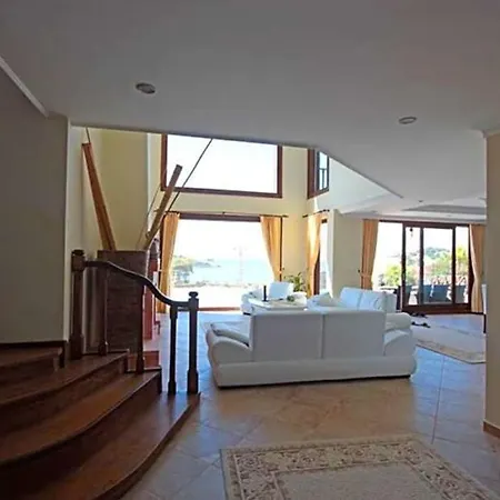 Vila Bodrum Sleeps 10 Pool Air Con *
