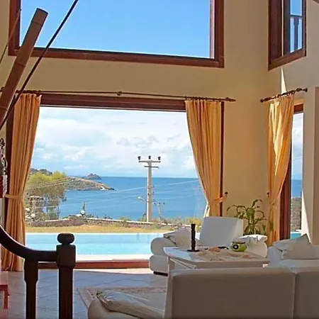 빌라 Bodrum Sleeps 10 Pool Air Con