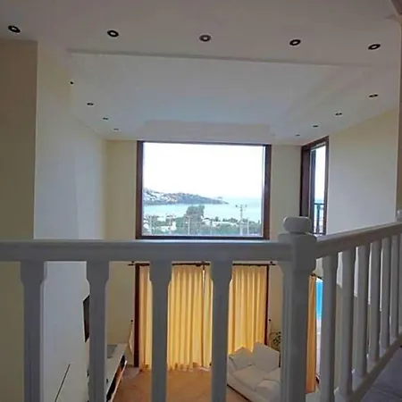 빌라 Bodrum Sleeps 10 Pool Air Con *